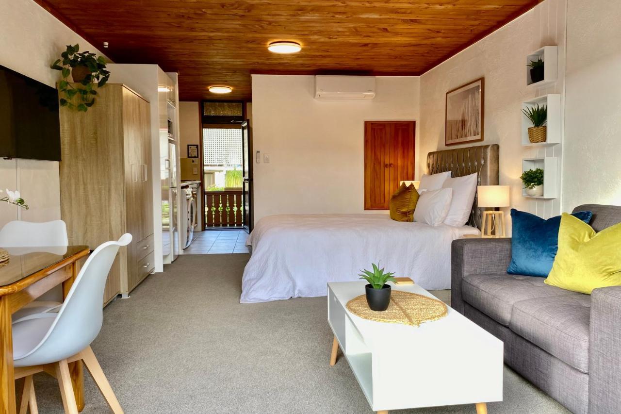 The Swiss Chalet Holiday Apartment 5, Bay Of Islands Пайхия Екстериор снимка